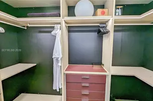 18555 Collins Ave, Sunny Isles Beach, FL 33160 - Photo 27