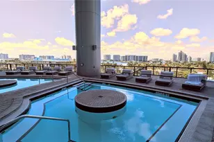 18555 Collins Ave, Sunny Isles Beach, FL 33160 - Photo 45