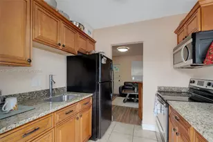 1449 NE 51st St, Pompano Beach, FL 33064 - Photo 7