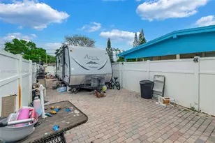 1449 NE 51st St, Pompano Beach, FL 33064 - Photo 19