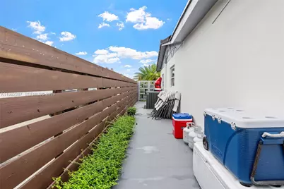 12721 SW 47th St, Miami, FL 33175 - Photo 39
