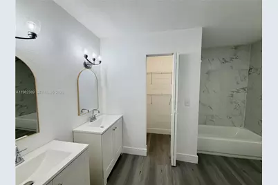 7155 W 2nd Way, Hialeah, FL 33014 - Photo 23