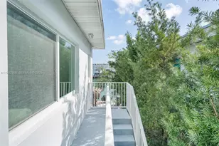 7207 Bay Dr, Miami Beach, FL 33141 - Photo 17