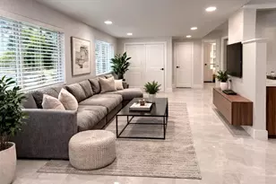 916 NE 2nd St, Hallandale Beach, FL 33009 - Photo 5