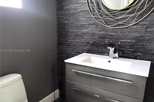 13881 NE 2nd Ct, Miami, FL 33161 - Photo 5