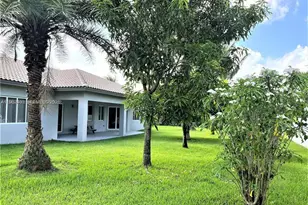 27669 SW 154th Ave, Homestead, FL 33032 - Photo 3