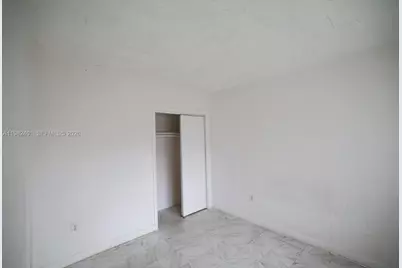 465 E 28th St #24, Hialeah, FL 33013 - Photo 7