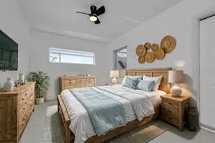 104 SW 7th St, Hallandale Beach, FL 33009 - Photo 5