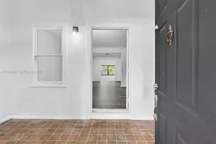118 NW 44th St, Miami, FL 33127 - Photo 3