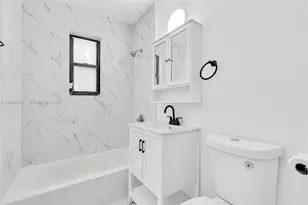 118 NW 44th St, Miami, FL 33127 - Photo 17