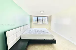 3180 S Ocean Dr, Hallandale Beach, FL 33009 - Photo 29
