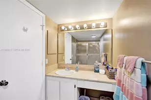 1201 S Ocean Dr, Hollywood, FL 33019 - Photo 33