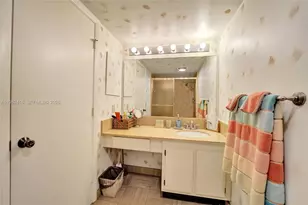 1201 S Ocean Dr, Hollywood, FL 33019 - Photo 43