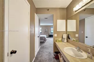 1201 S Ocean Dr, Hollywood, FL 33019 - Photo 39
