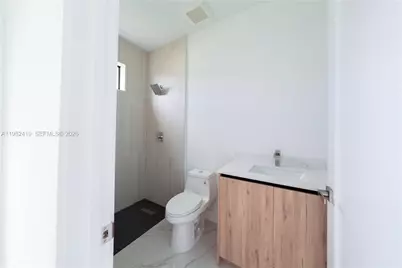 17921 SW 149th Ct, Miami, FL 33187 - Photo 35