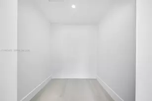 17201 NW 42nd Ave, Miami Gardens, FL 33055 - Photo 21