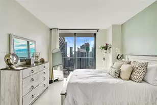 45 SW 9th St, Miami, FL 33130 - Photo 11