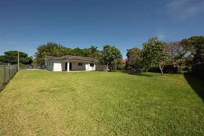 4145 SW 84th Ct, Miami, FL 33155 - Photo 11