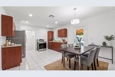 6223 NW Miami Pl, Miami, FL 33150 - Photo 31