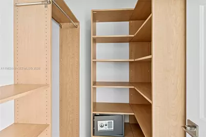 1643 Brickell Ave #902, Miami, FL 33129 - Photo 21