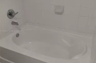 5077 NW 7th St, Miami, FL 33126 - Photo 55