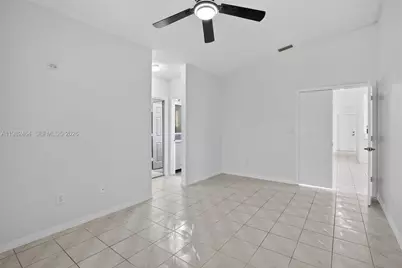 1281 NW 170th Ave, Pembroke Pines, FL 33028 - Photo 19