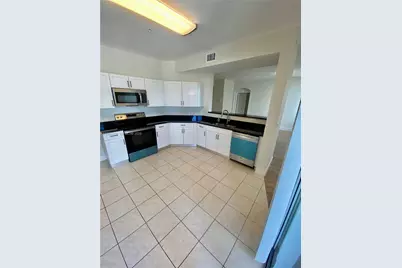 11032 Legacy Dr #305, Palm Beach Gardens, FL 33410 - Photo 23