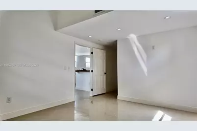 1721 Fletcher St, Hollywood, FL 33020 - Photo 7