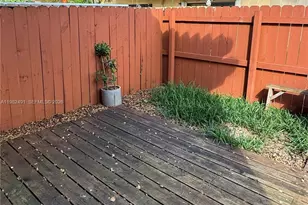 10220 SW 77th Ct, Miami, FL 33156 - Photo 9