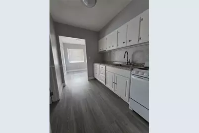 57 Esplanade Dr #C, Miami Springs, FL 33166 - Photo 5