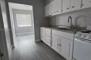 57 Esplanade Dr, Miami Springs, FL 33166 - Photo 5