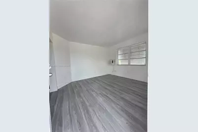 57 Esplanade Dr #C, Miami Springs, FL 33166 - Photo 9