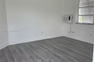 57 Esplanade Dr, Miami Springs, FL 33166 - Photo 7