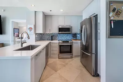 6515 Collins Ave #1507, Miami Beach, FL 33141 - Photo 7
