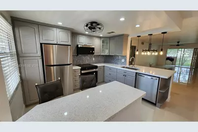 2403 Antigua Cir #L2, Coconut Creek, FL 33066 - Photo 3