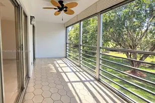 2403 Antigua Cir, Coconut Creek, FL 33066 - Photo 9