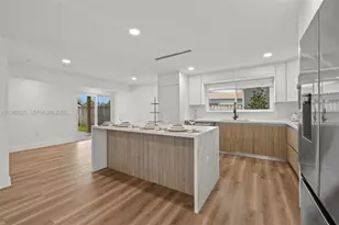 437 NW 13th Dr, Boca Raton, FL 33486 - Photo 5