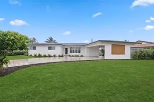 437 NW 13th Dr, Boca Raton, FL 33486 - Photo 1