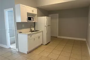 11440 SW 47th St, Miami, FL 33165 - Photo 5