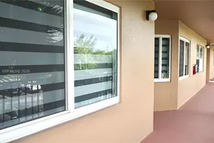 100 SW 130th Terrace, Pembroke Pines, FL 33027 - Photo 5