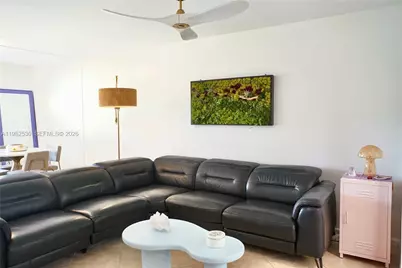 100 SW 130th Ter #211C, Pembroke Pines, FL 33027 - Photo 21