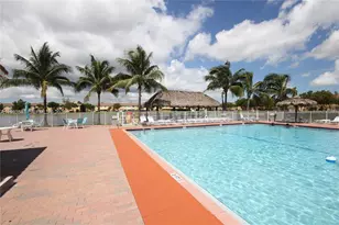 2845 SE 15th Rd, Homestead, FL 33035 - Photo 5