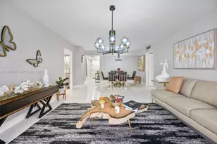 3731 N Country Club Dr, Aventura, FL 33180 - Photo 3