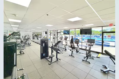 3731 N Country Club Dr #521, Aventura, FL 33180 - Photo 15