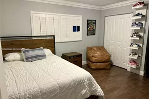 15101 Garvock Pl, Miami Lakes, FL 33016 - Photo 19