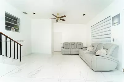 172 W 17th St #0, Hialeah, FL 33010 - Photo 9