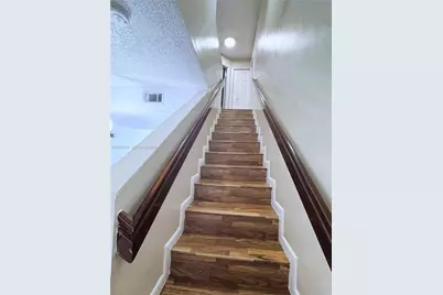 1143 NW 123rd Ct #607, Miami, FL 33182 - Photo 9