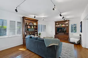 4190 Braganza Ave, Miami, FL 33133 - Photo 11