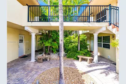 2025 Miami Rd #19, Fort Lauderdale, FL 33316 - Photo 11