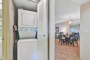 1110 SW 125th Ave, Pembroke Pines, FL 33027 - Photo 11